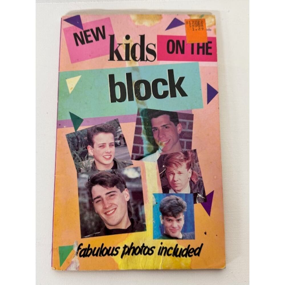 Vintage New Kids on the Block Fan Book by Anne M. Raso 1989